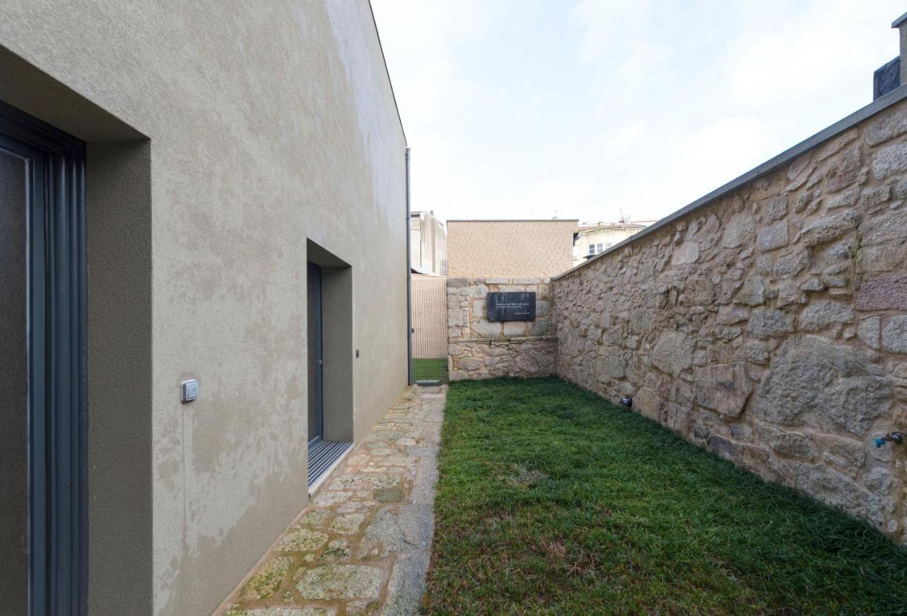 LovelyStay - Stylish Central Apartment by Bolhão Market Porto Exterior foto