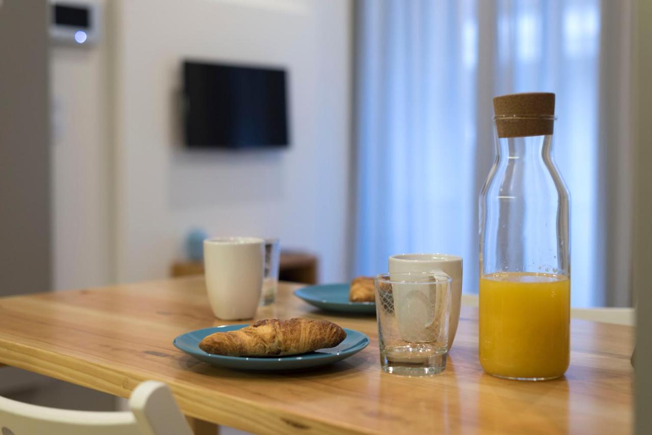 LovelyStay - Stylish Central Apartment by Bolhão Market Porto Exterior foto